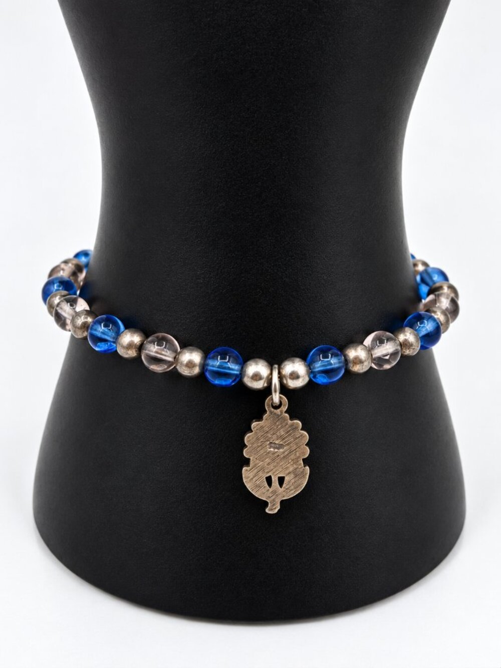 Blue & Smoky Gray Beaded Bracelet Silver Tone Charm Stretch Bracelet